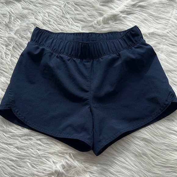 Old Navy Active Athletic Girls Shorts 8 - Picture 1 of 5